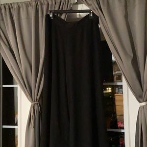 Great wide leg crepe pants!!!